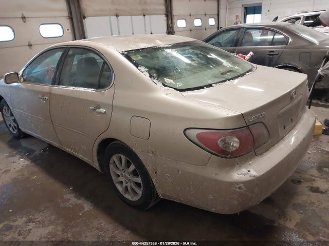 2004 LEXUS ES 330 JTHBA30G045013066 Photo 2