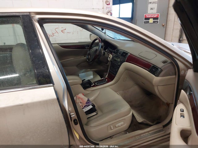 2004 LEXUS ES 330 JTHBA30G045013066 Photo 4