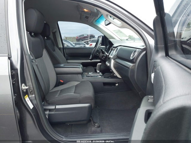5TFDM5F14GX068676 Toyota Tundra Sr5 4.6l V8