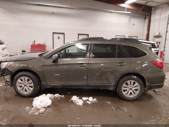 Aukcja sprzedaży 2015 Subaru Outback 2.5i Premium, vin: 4S4BSAHC1F3290954, numer aukcji: 44257431