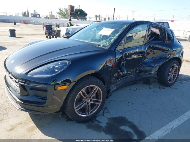2024 PORSCHE MACAN WP1AA2A59RLB13981 Photo 1