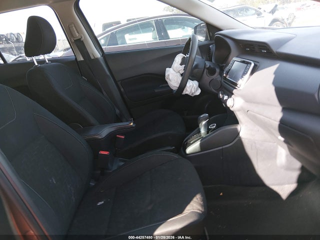 3N1CP5BV7NL531823 Nissan Kicks S Xtronic Cvt