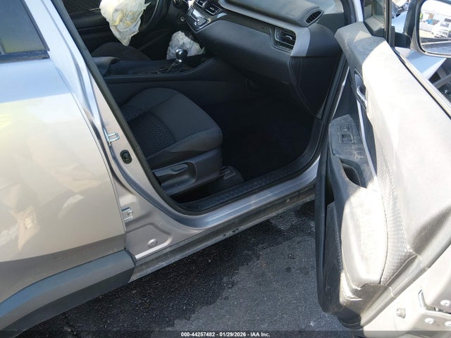 JTNKHMBXXL1070277 Toyota C-HR LE