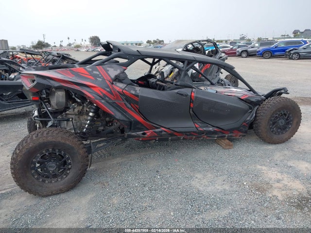 3JB8NAU28SE000346 Can-Am Maverick R Max X Rs