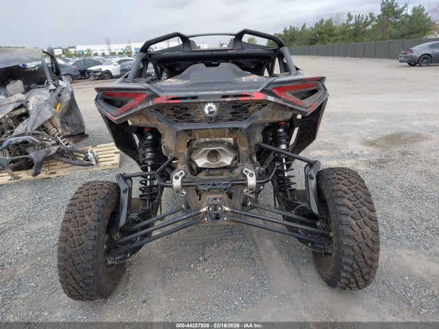 3JB8NAU28SE000346 Can-Am Maverick R Max X Rs