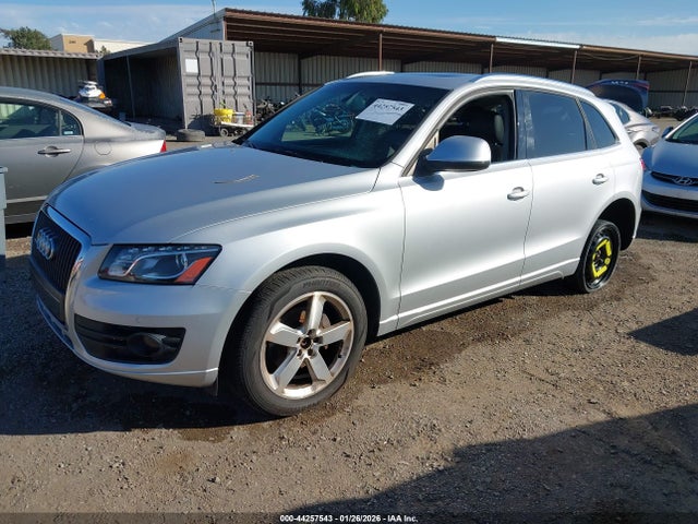 2011 AUDI Q5 WA1LFAFP8BA101686 Photo 1