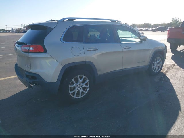 44257556 :رقم المزاد ، 1C4PJLCB7EW320902 vin ، 2014 Jeep Cherokee Latitude مزاد بيع