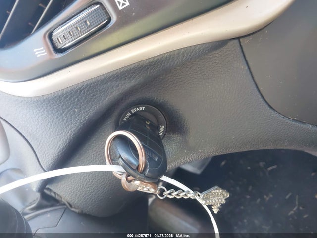 2017 JEEP CHEROKEE 1C4PJLAB1HW640241 Photo 10