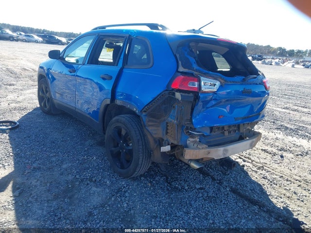 2017 JEEP CHEROKEE 1C4PJLAB1HW640241 Photo 2