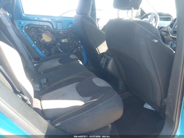 2017 JEEP CHEROKEE 1C4PJLAB1HW640241 Photo 7