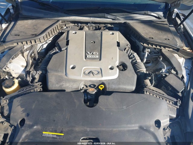 44257573 :رقم المزاد ، JN1BV7AP9FM357227 vin ، 2015 Infiniti Q50 Premium/sport مزاد بيع