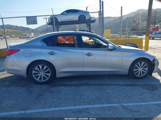 44257573 :رقم المزاد ، JN1BV7AP9FM357227 vin ، 2015 Infiniti Q50 Premium/sport مزاد بيع