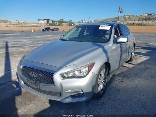 44257573 :رقم المزاد ، JN1BV7AP9FM357227 vin ، 2015 Infiniti Q50 Premium/sport مزاد بيع