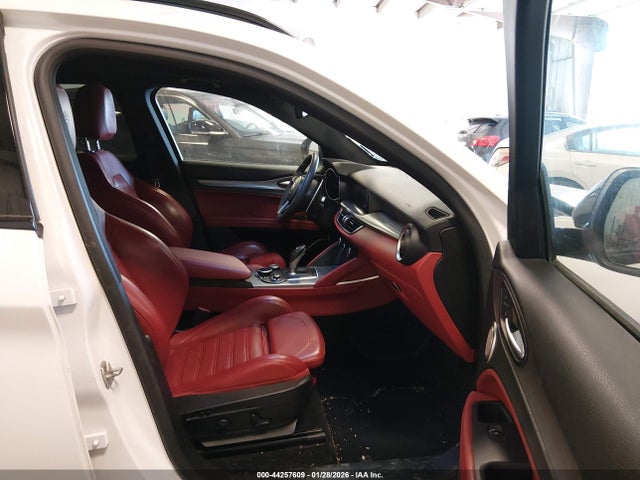 2019 ALFA ROMEO STELVIO ZASPAKBN3K7C37244 Photo 4
