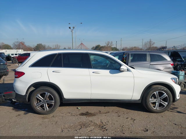 2019 Mercedes-benz Glc 300 მანქანა იყიდება აუქციონზე, vin: WDC0G4JB2KF609734, აუქციონის ნომერი: 44257613
