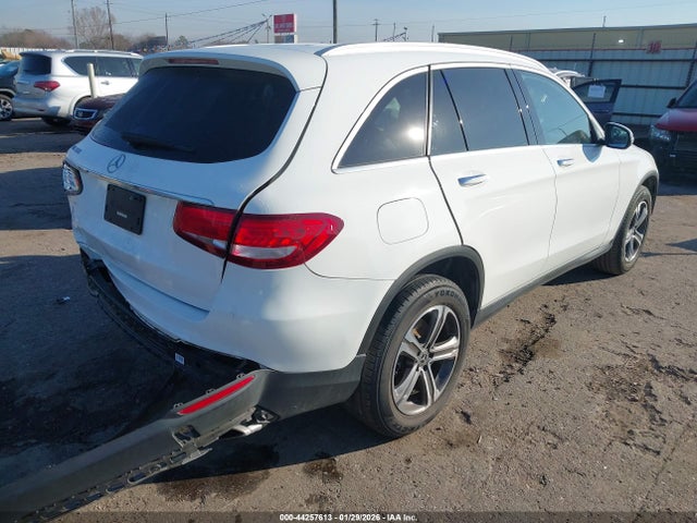 2019 MERCEDES-BENZ GLC 300 WDC0G4JB2KF609734 Photo 3