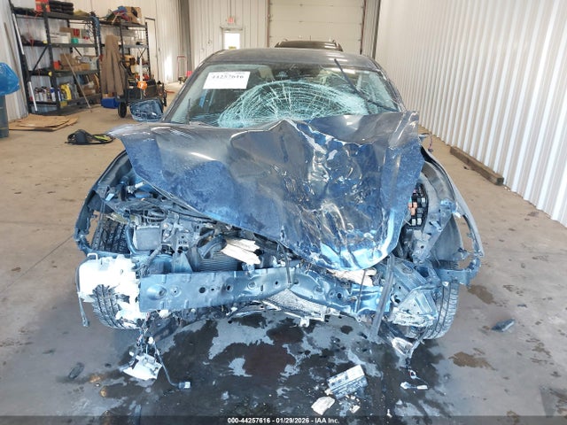 3MZBN1L37JM168297 Mazda Mazda3 Touring
