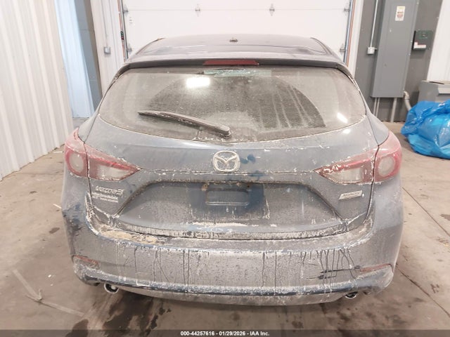 3MZBN1L37JM168297 Mazda Mazda3 Touring
