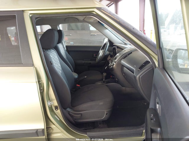 2010 KIA SOUL KNDJT2A23A7188545 Photo 4