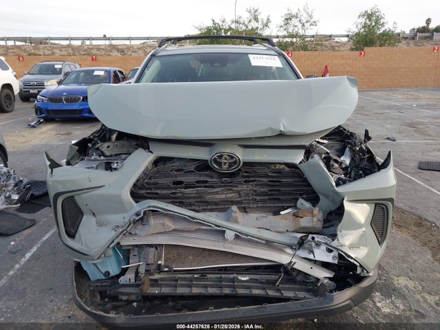 2T3W1RFV3PW241894 Toyota Rav4 Xle