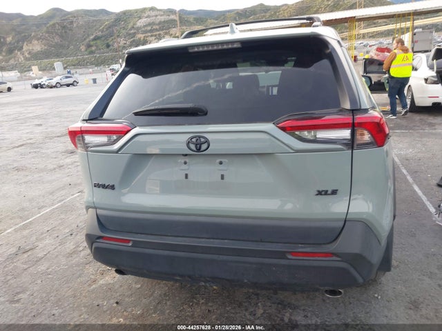 2T3W1RFV3PW241894 Toyota Rav4 Xle