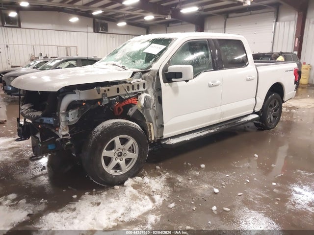 Ford F-150 Lightning Lariat 2023 1FTVW1EV7PWG60686 Image 2