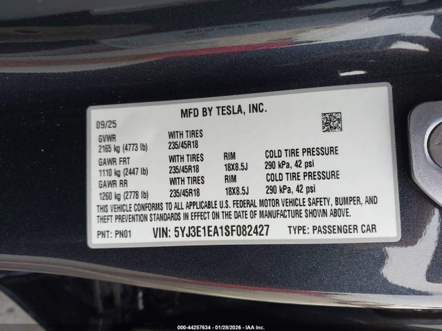 2025 TESLA MODEL 3 5YJ3E1EA1SF082427 Photo 8