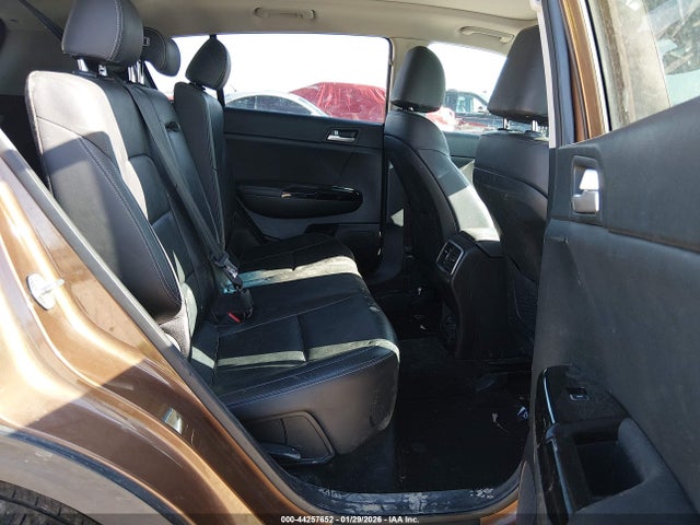 Продажа на аукционе авто 2018 Kia Sportage Ex, vin: KNDPNCAC0J7365555, номер лота: 44257652