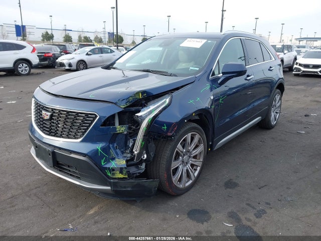 2019 CADILLAC XT4 1GYFZCR45KF222583 Photo 1