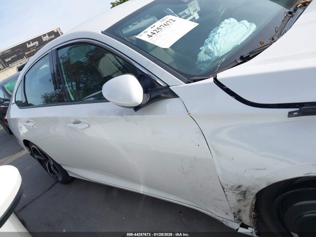 1HGCV1F33KA044725 Honda Accord Sport