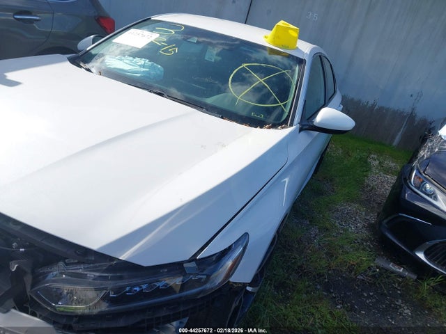 1HGCV1F33KA044725 Honda Accord Sport