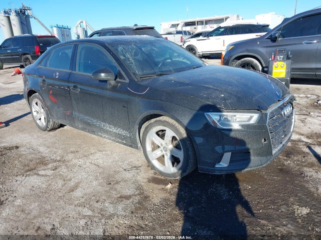 2017 AUDI A3 WAUB8GFF1H1033873 Photo 0
