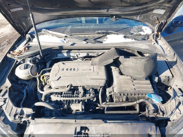 2017 AUDI A3 WAUB8GFF1H1033873 Photo 9