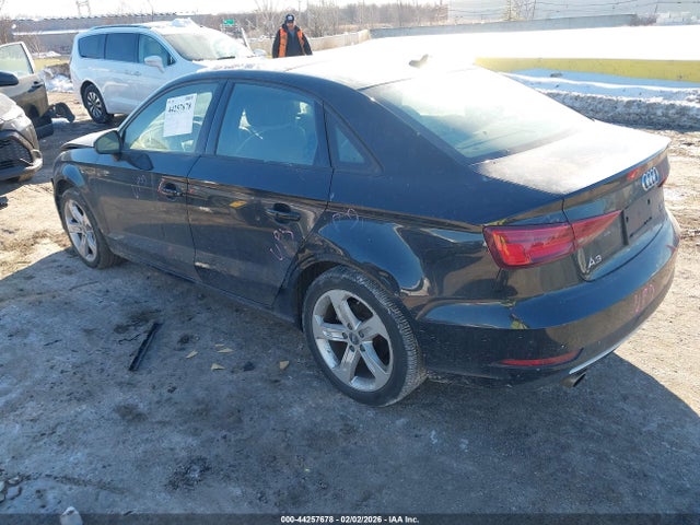2017 AUDI A3 WAUB8GFF1H1033873 Photo 2