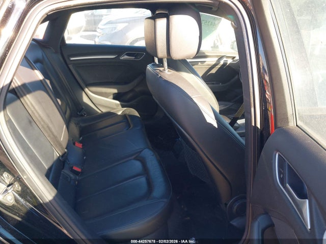 2017 AUDI A3 WAUB8GFF1H1033873 Photo 7