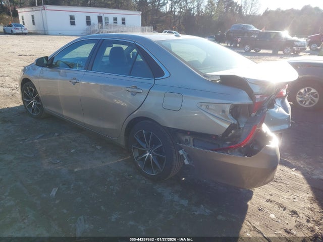 4T1BF1FK0HU616318 Toyota CAMRY XSE