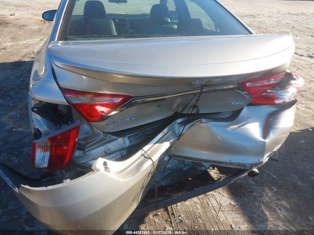 4T1BF1FK0HU616318 Toyota CAMRY XSE