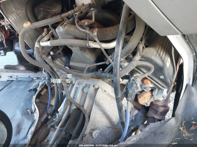 Ford E-350 Cutaway 2014 1FDWE3FL8EDA26582 Image 9