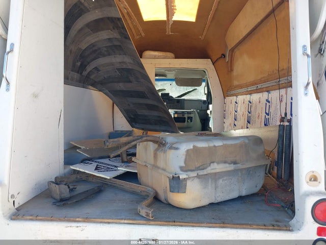 Ford E-350 Cutaway 2014 1FDWE3FL8EDA26582 Image 6