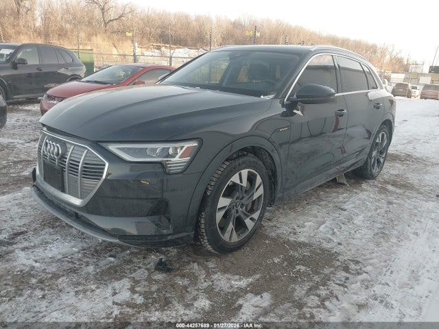 2021 AUDI E-TRON WA1AAAGE7MB011901 Photo 1