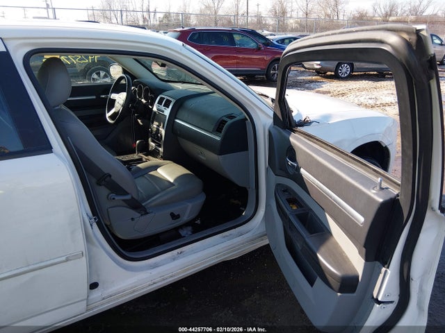 2010 DODGE CHARGER 2B3CK5CT7AH133217 Photo 4