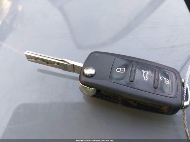 3VW2B7AJ4HM288310 Volkswagen Jetta 1.4t S
