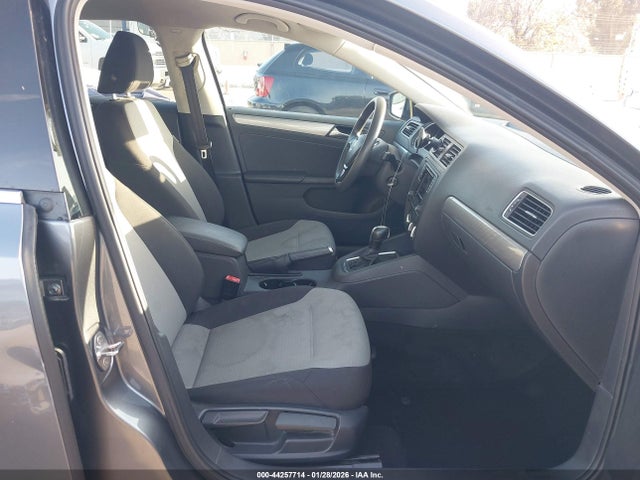 3VW2B7AJ4HM288310 Volkswagen Jetta 1.4t S