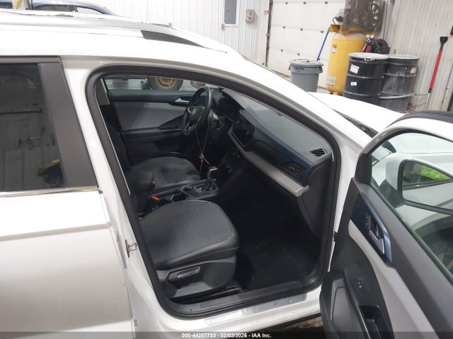 3VVLX7B2XNM095060 Volkswagen Taos 1.5t Se