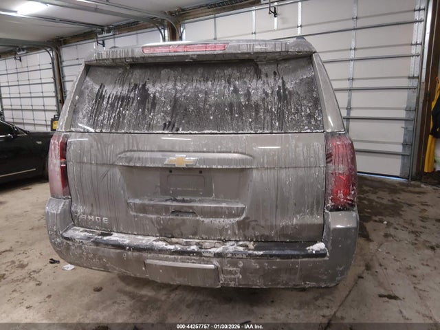 44257757 :رقم المزاد ، 1GNSKBKC1KR237138 vin ، 2019 Chevrolet Tahoe Lt مزاد بيع