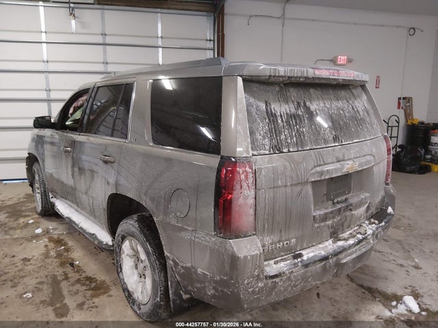 44257757 :رقم المزاد ، 1GNSKBKC1KR237138 vin ، 2019 Chevrolet Tahoe Lt مزاد بيع
