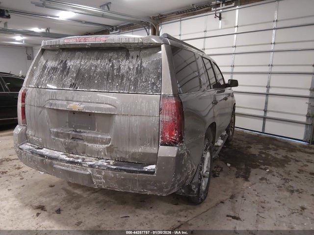 44257757 :رقم المزاد ، 1GNSKBKC1KR237138 vin ، 2019 Chevrolet Tahoe Lt مزاد بيع