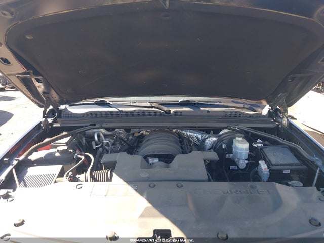1GNSCGKC9JR319868 Chevrolet Suburban Ls