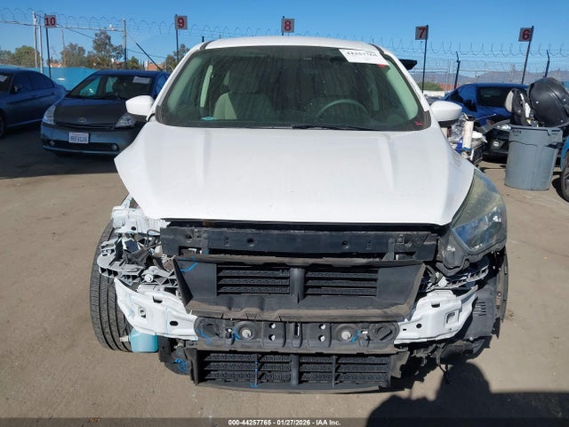 1FMCU0GD1HUC78433 Ford ESCAPE SE