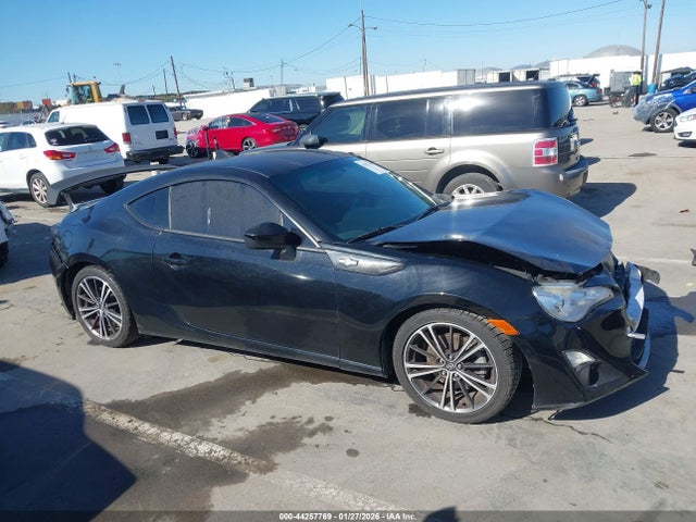 JF1ZNAA18G8703434 Scion FR-S